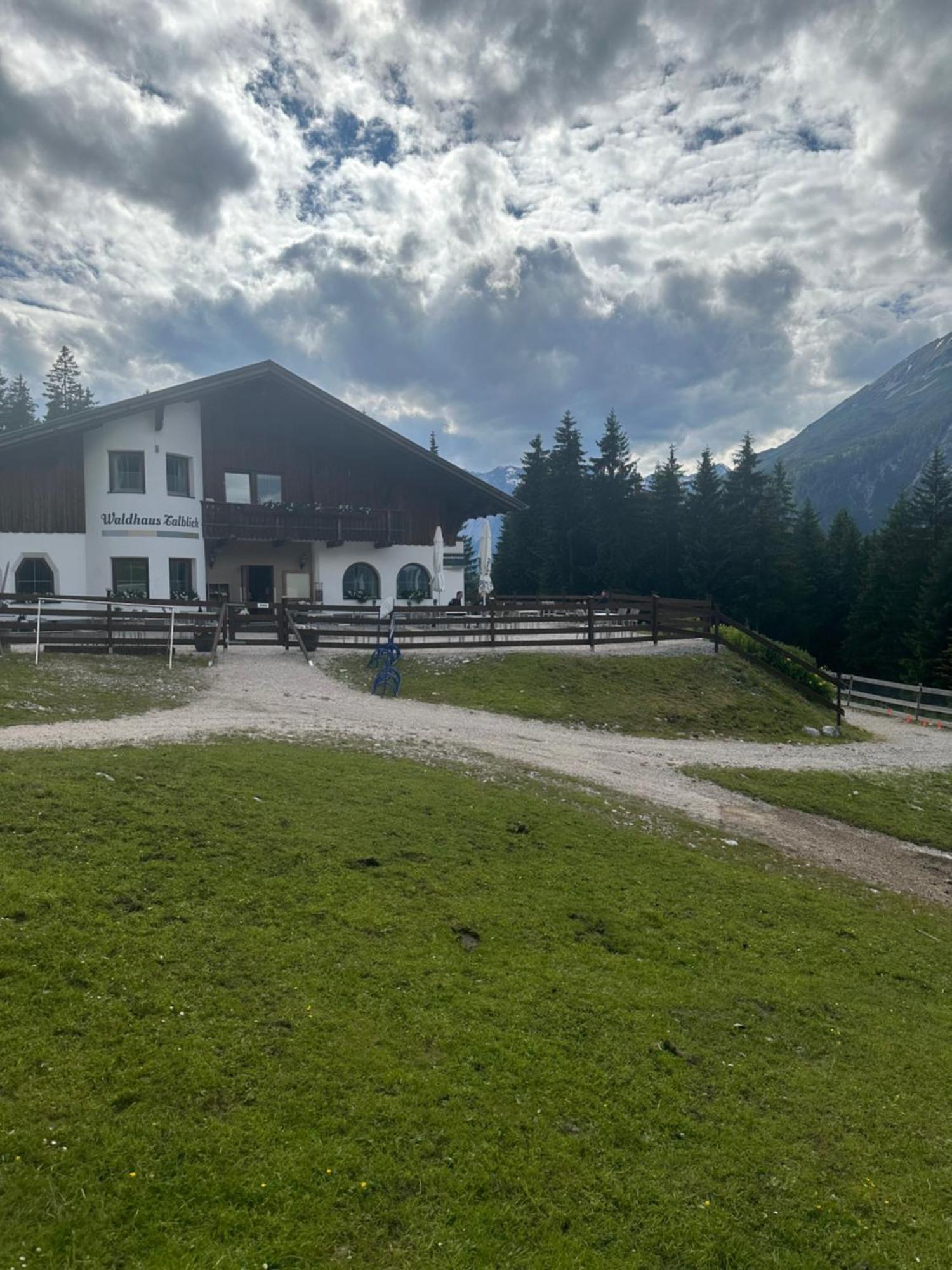 Waldhaus Talblick Hotel Бибервир Екстериор снимка